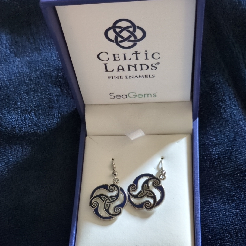 Celtic Lands Swirl Earrings